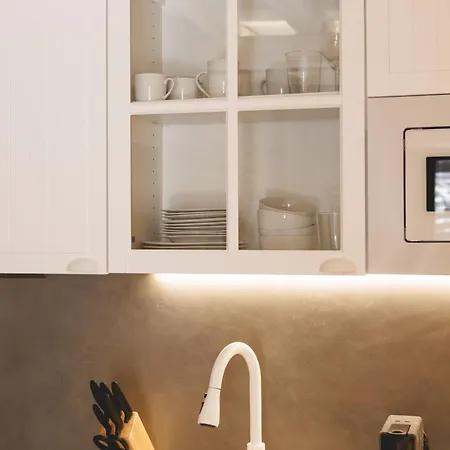 Bravissimo Mora 14, Monthly Apartament