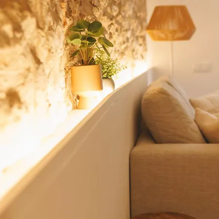 Bravissimo Mora 14, Monthly Apartament