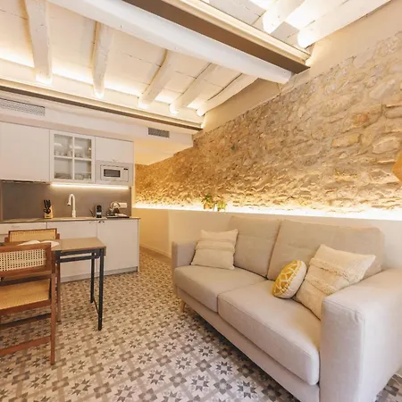 Bravissimo Mora 14, Monthly Apartament *